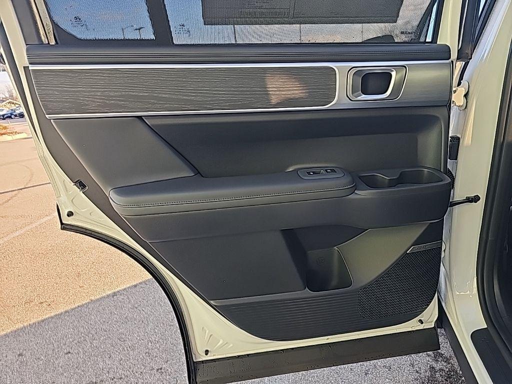 New 2026 White Hyundai Limited AWD image 32