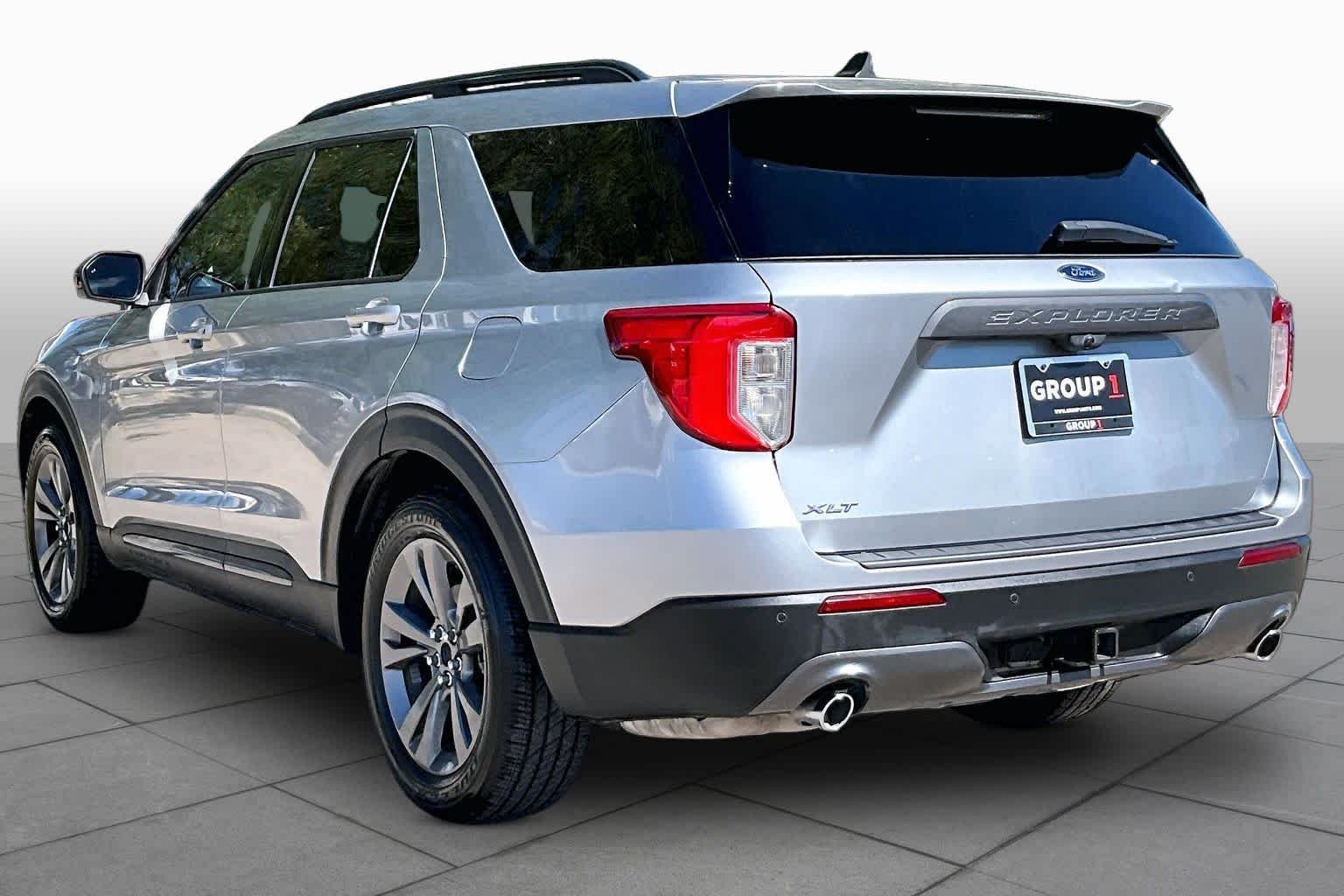 Used 2022 Iconic Silver Ford XLT image 12