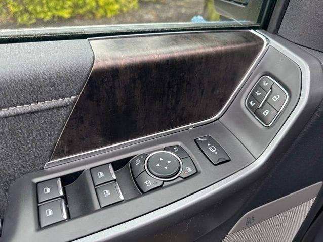 New 2026 Agate Black Metallic Ford Lariat image 49