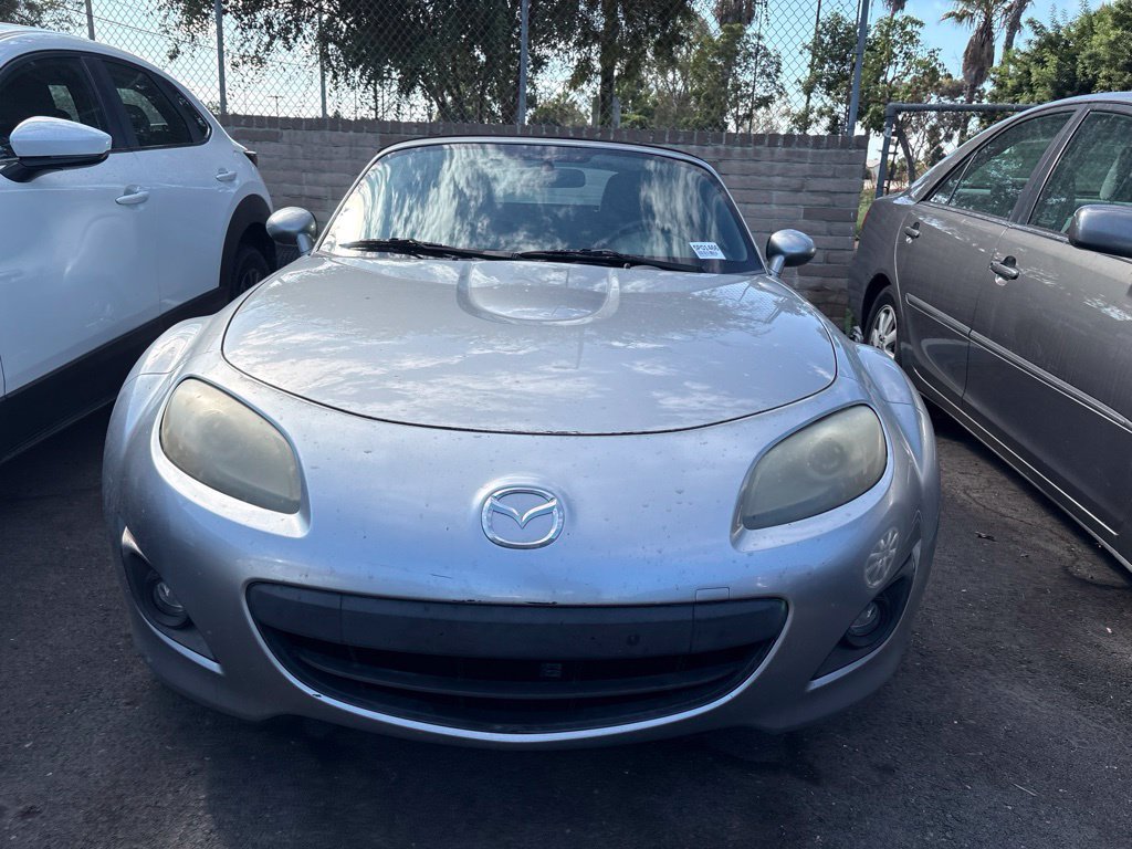 Used 2012 Liquid Silver Metallic Mazda Sport image 2