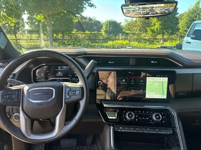 Used 2025 Silver GMC Denali image 11