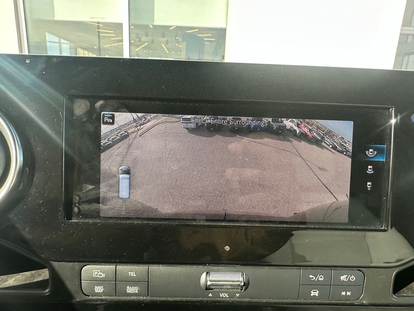 Used 2022  Mercedes-Benz 24GL 4X4 image 29