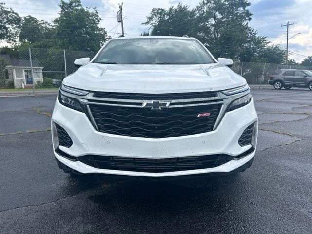 Used 2022 White Chevrolet RS image 7