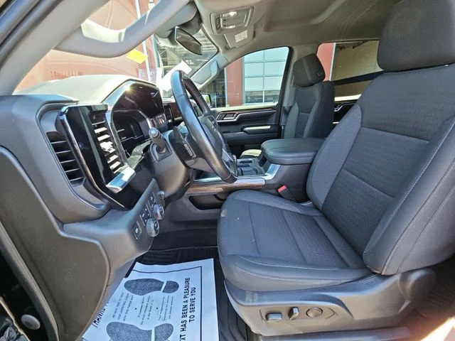 Used 2023 Black Chevrolet RST image 21