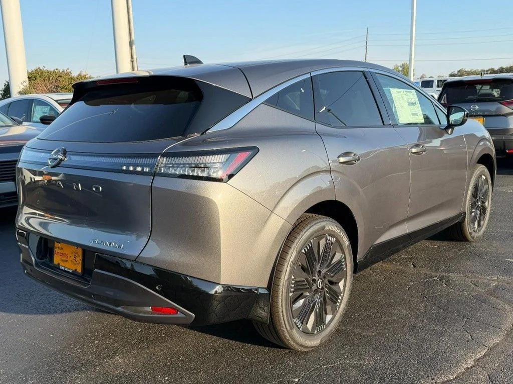 New 2027 Gun Metallic Nissan Platinum image 3