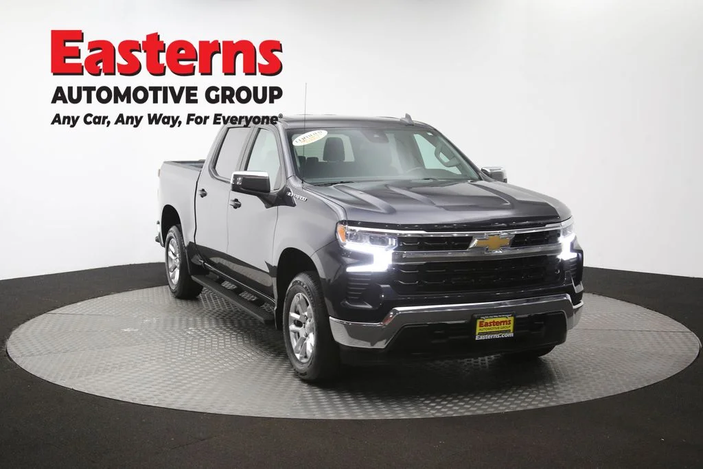 Used 2022 Gray Chevrolet LT image 50