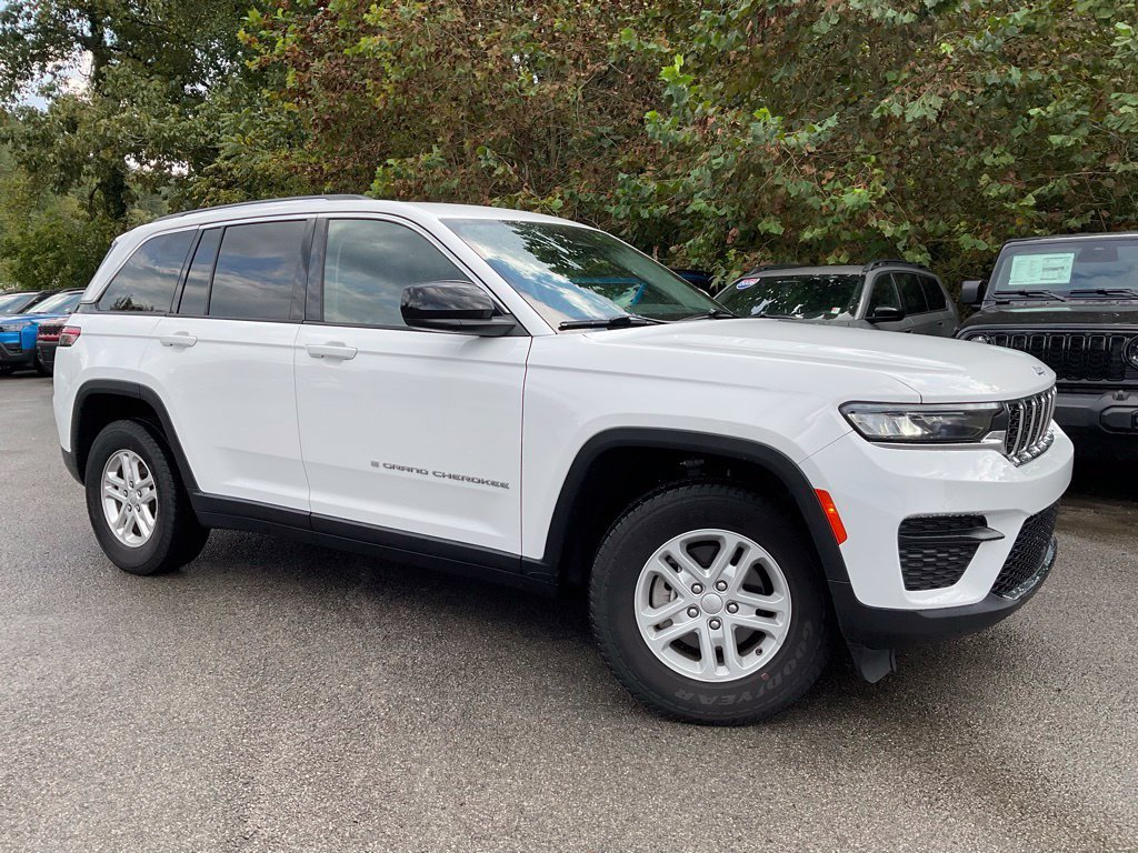 2023 Jeep Grand Cherokee Laredo