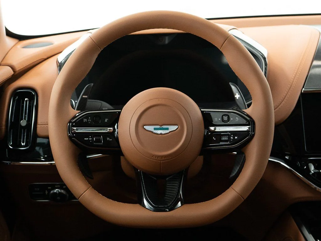 New 2026 Lightning Silver Aston Martin 707 image 30