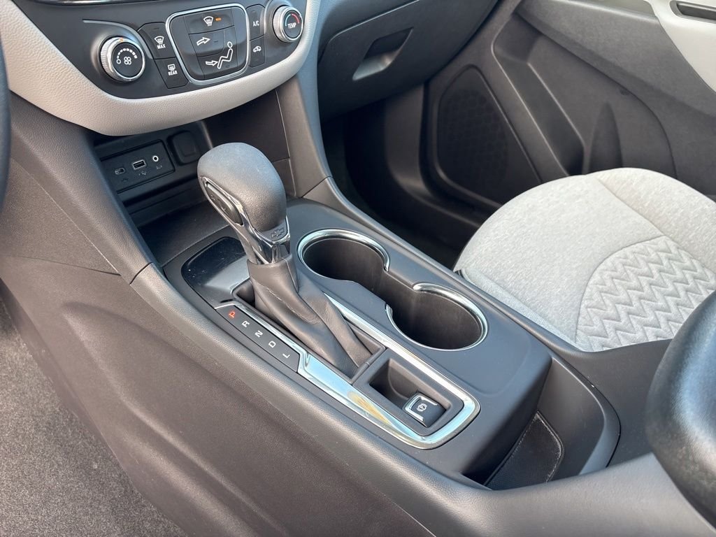 Used 2024 Gray Chevrolet LS image 49