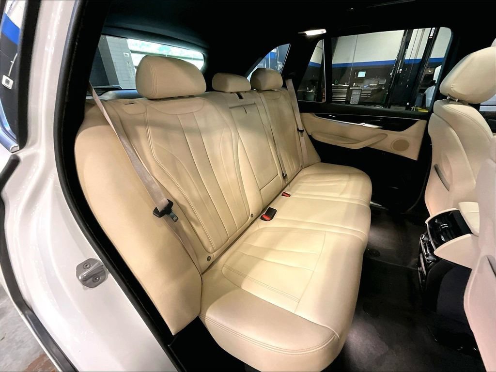 Used 2018 White BMW xDrive35i image 16