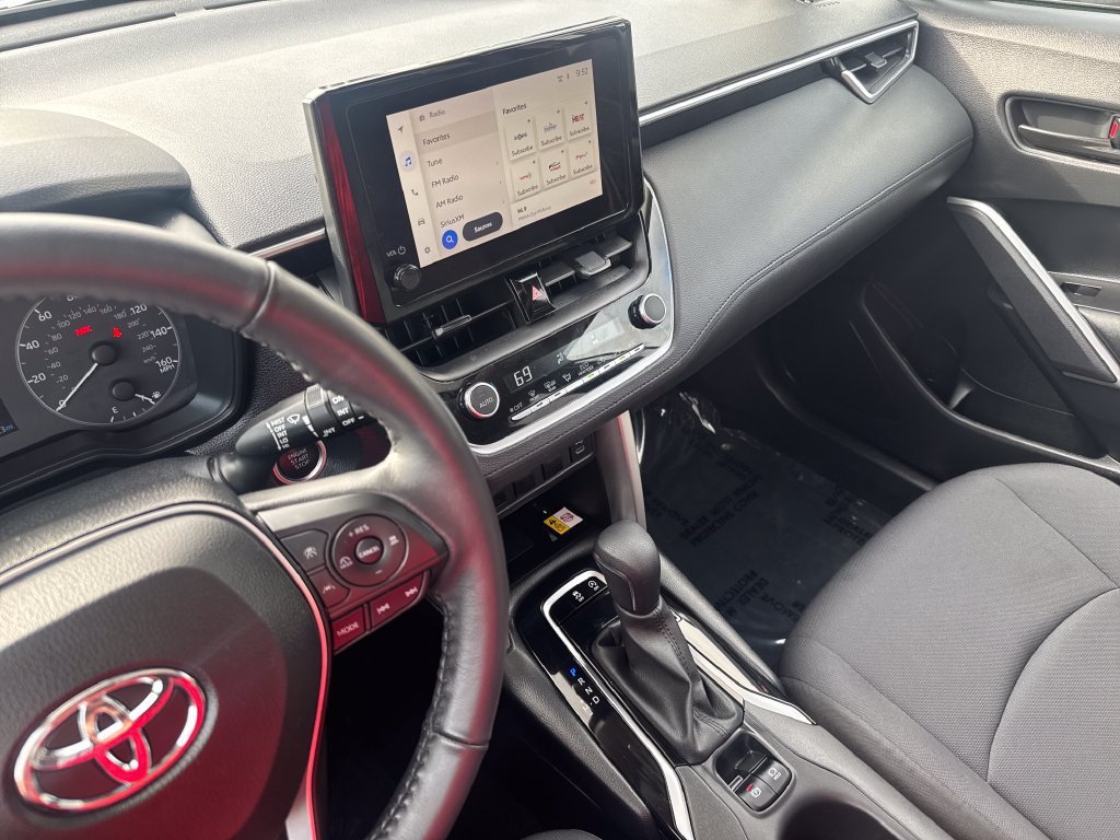 Used 2023 Silver Toyota LE image 22