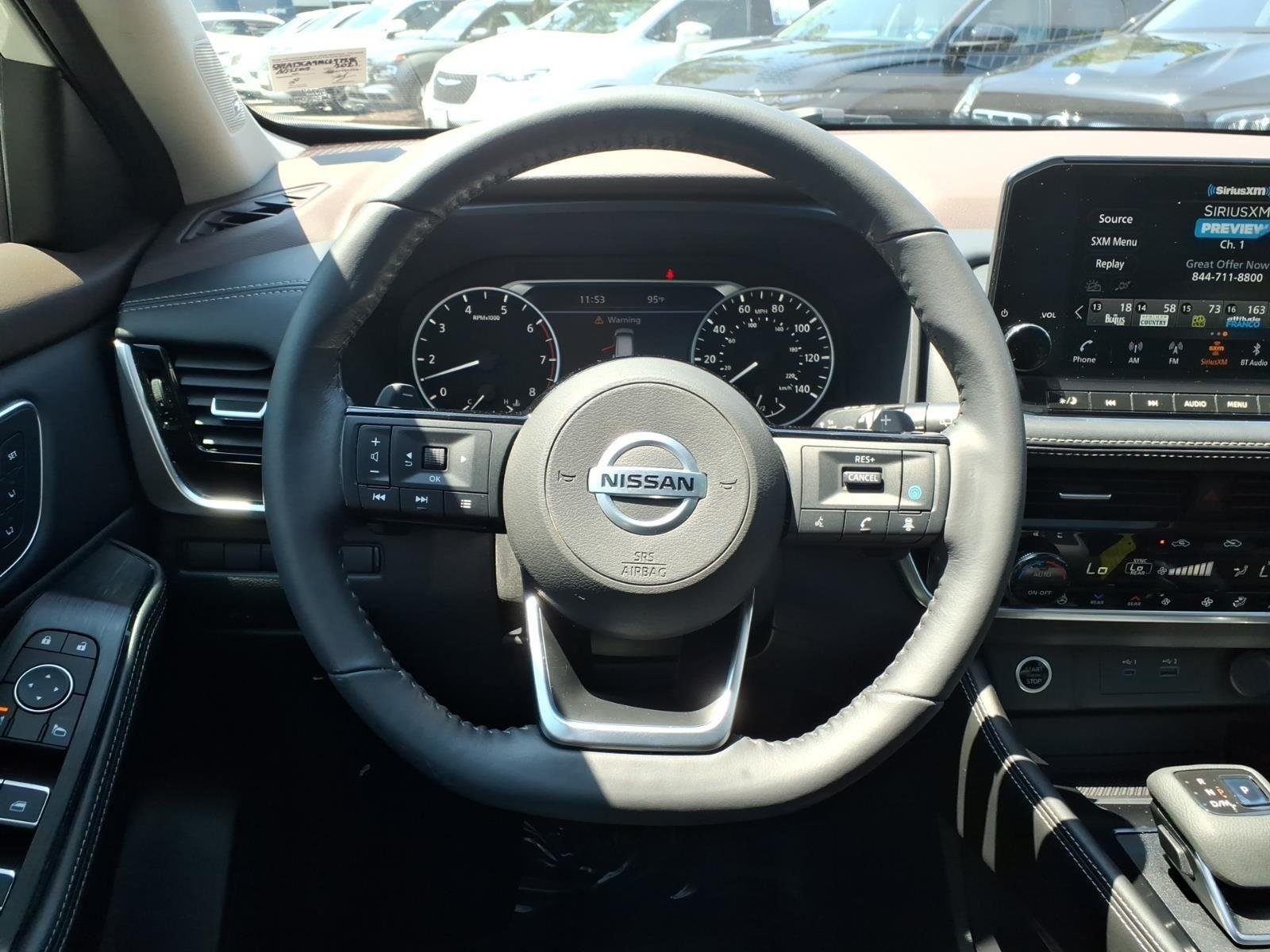 Used 2021 Pearl White Tricoat Nissan SL image 12