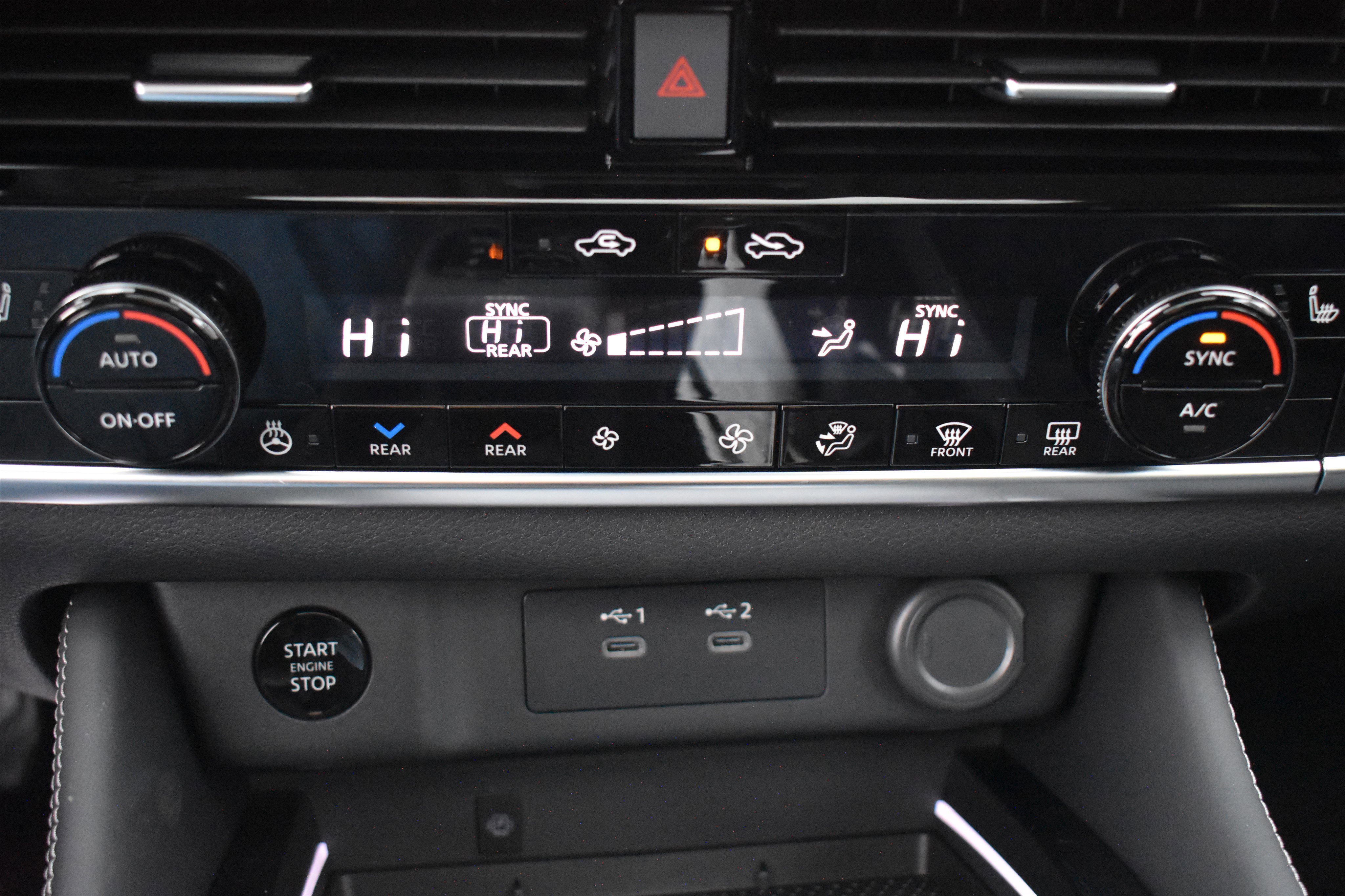 New 2026 Everest White Pearl TriCoat Nissan Platinum image 27