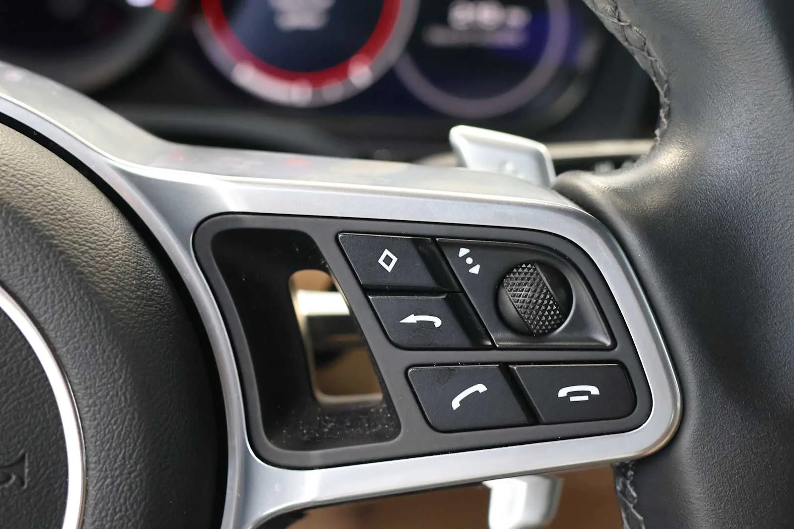 Used 2020 BLACK Porsche  image 20