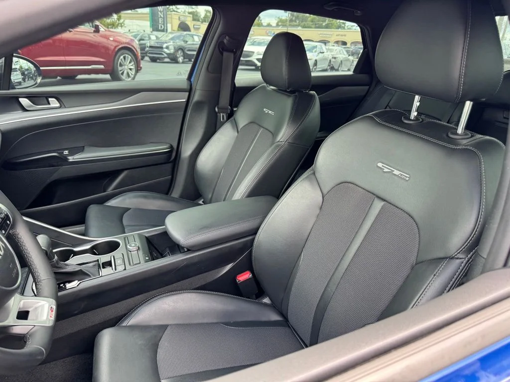 Used 2022 Blue Kia GT-Line image 9