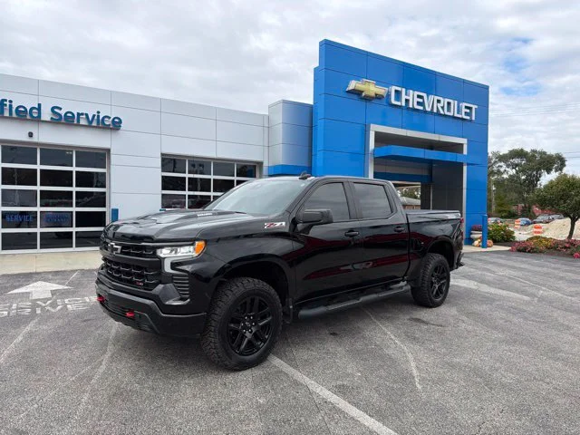 Used 2023 BLACK Chevrolet LT Trail Boss image 2