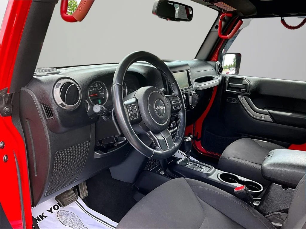 Used 2015 Red Jeep Unlimited Sport image 12