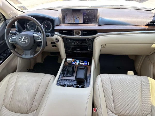 Used 2021 White Lexus 570 image 25