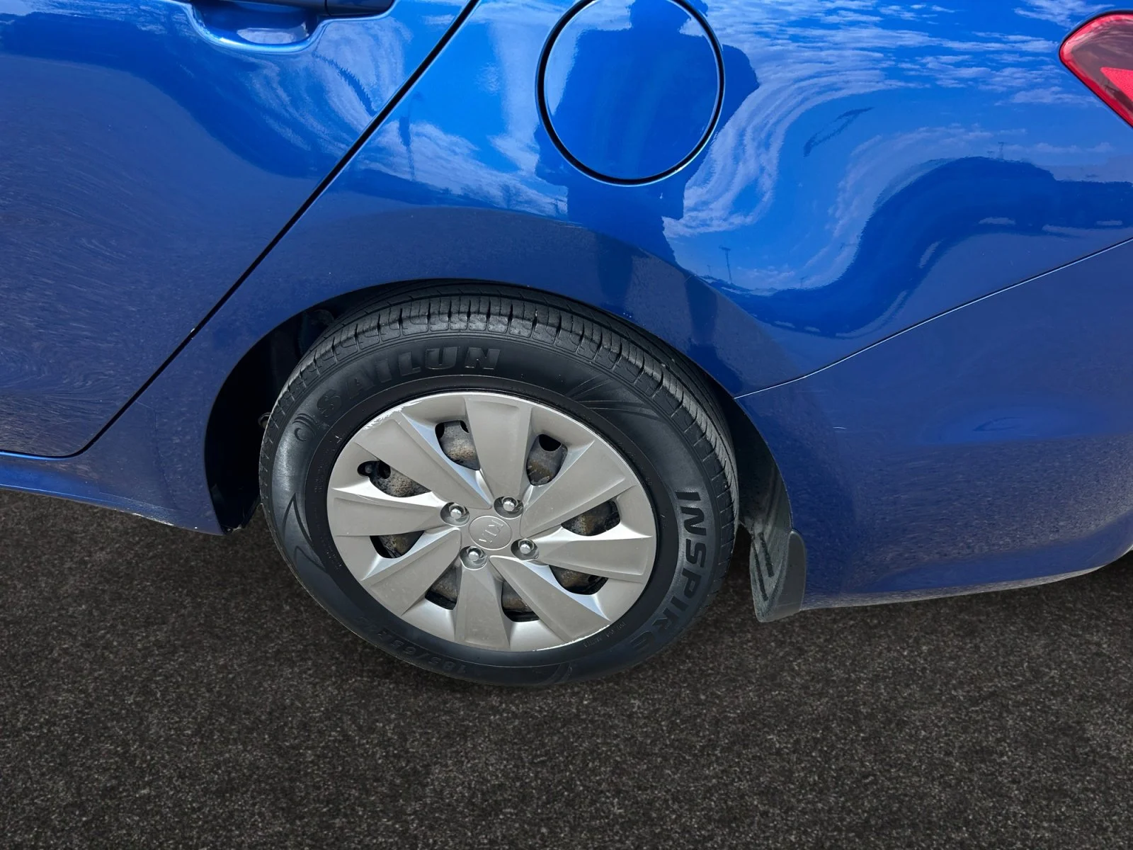 Used 2019 Blue Kia LX image 9