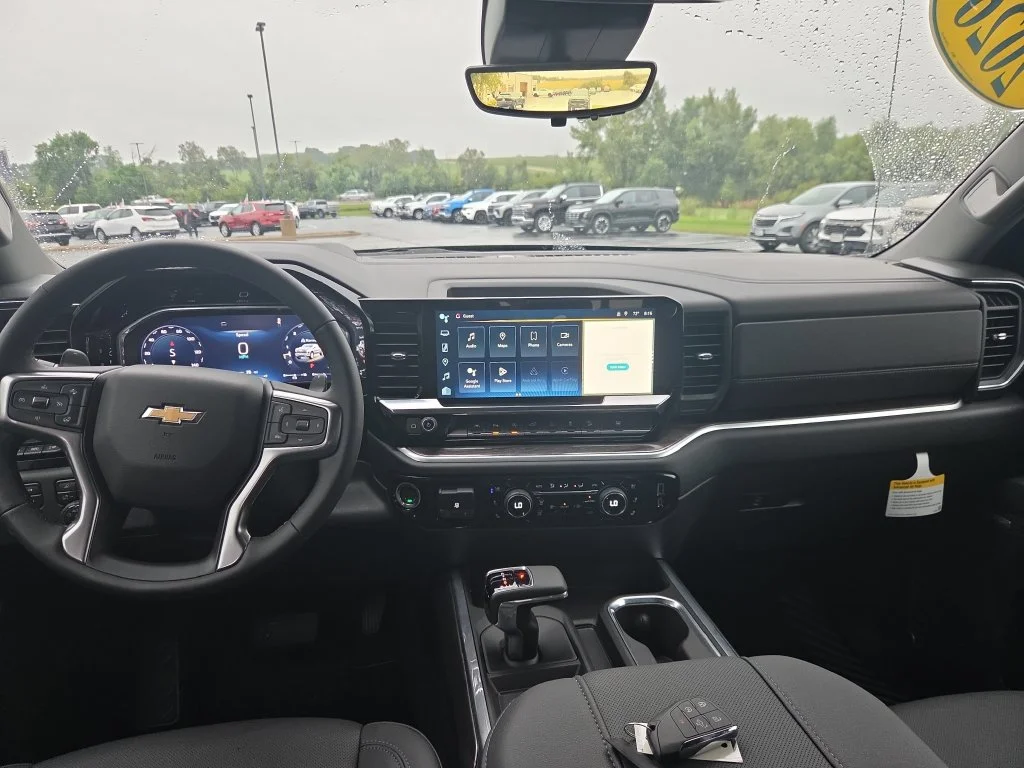 2026 Chevrolet Silverado 1500 LTZ - Photo 10