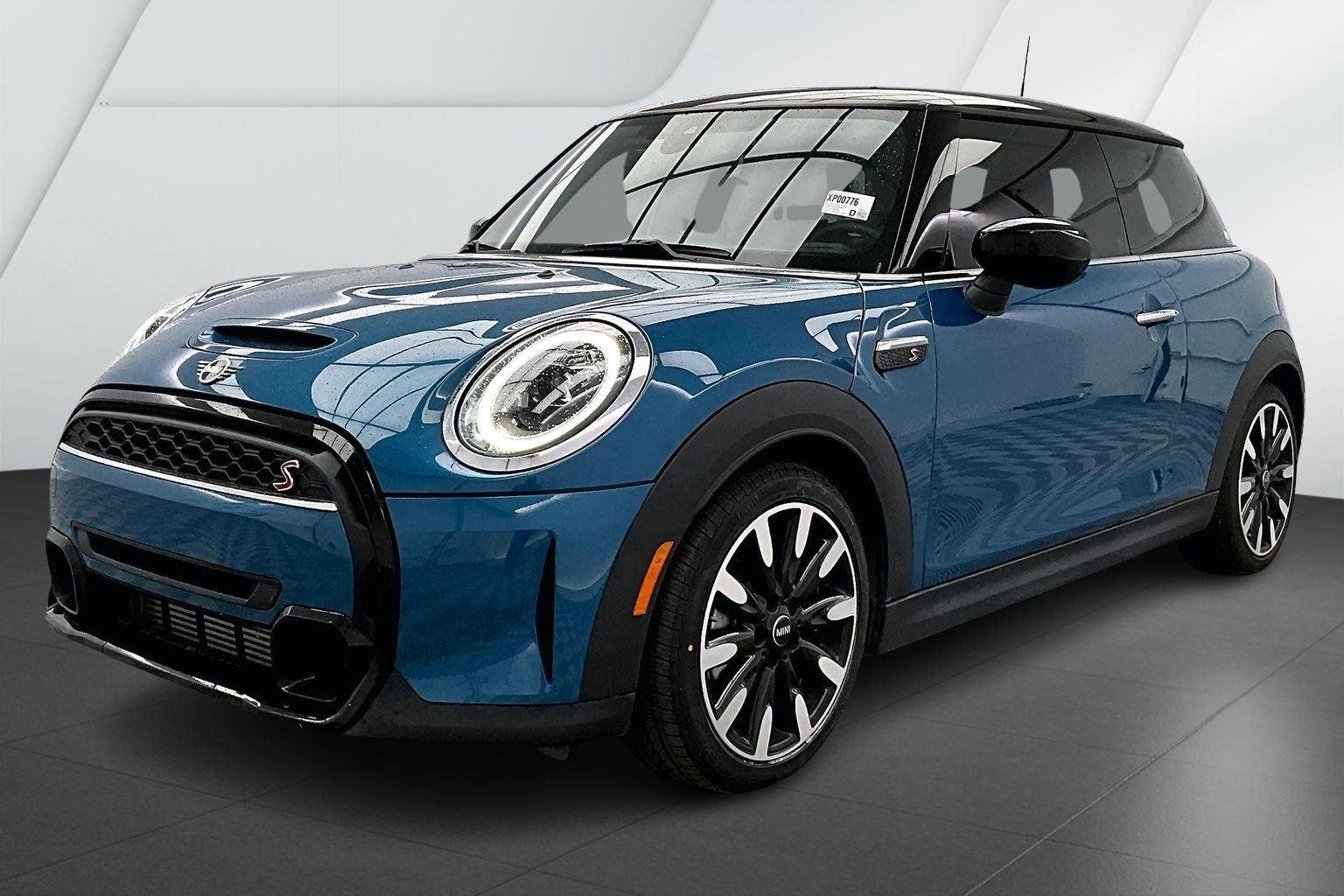 2023 MINI 3 Door S