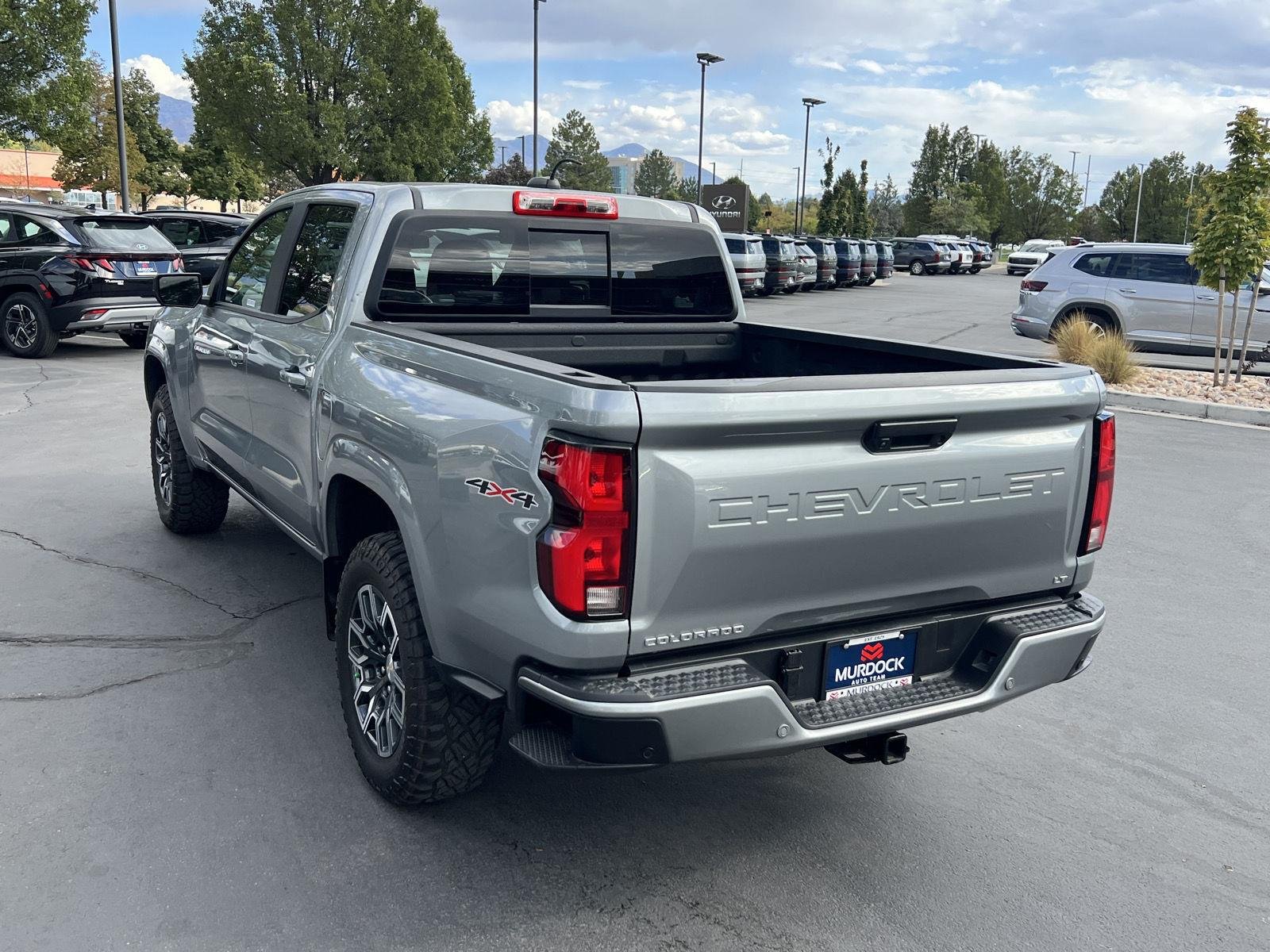 2024 Chevrolet Colorado LT - Photo 17