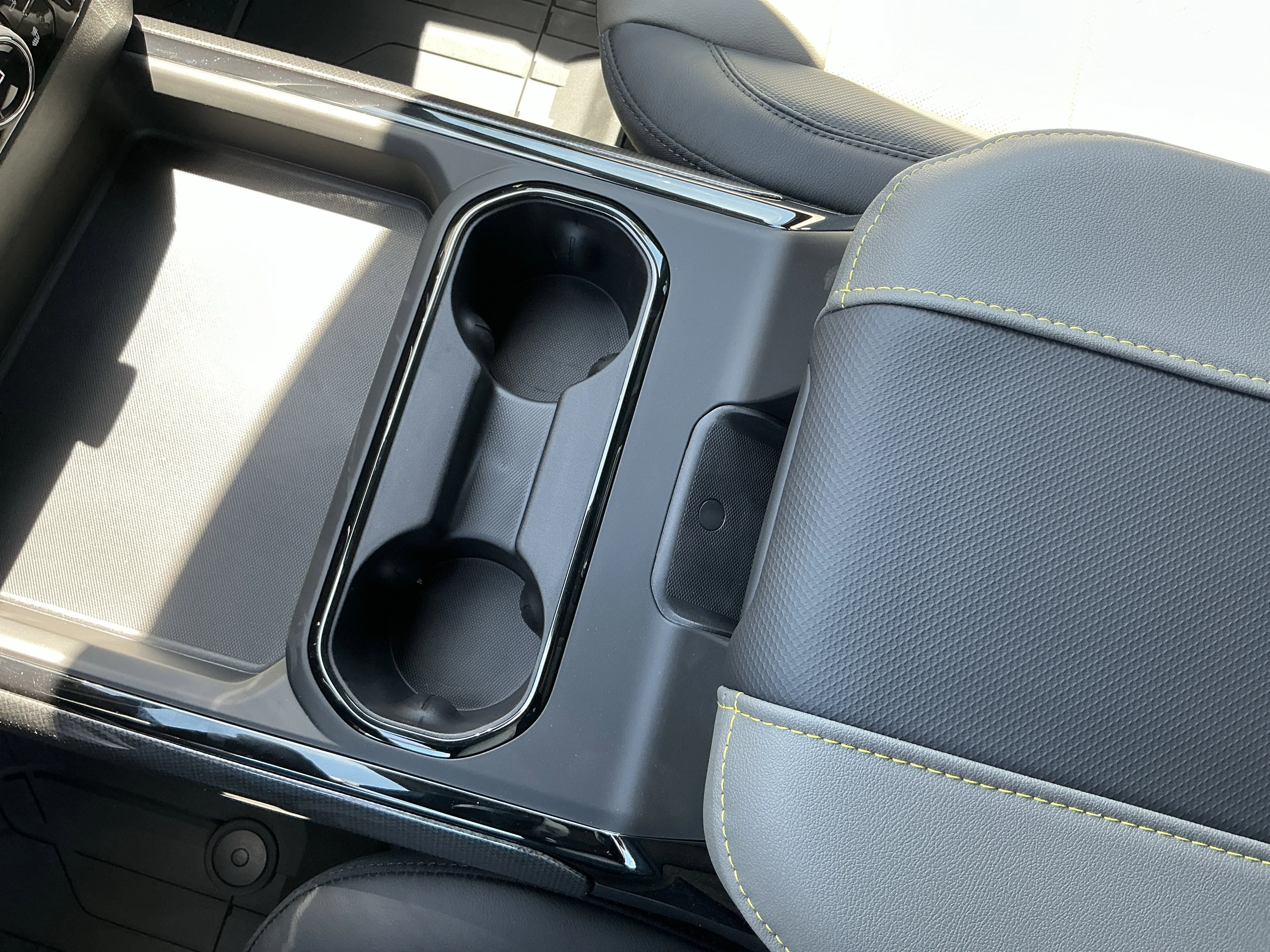 2026 Chevrolet Silverado 2500 HD ZR2 - Photo 23