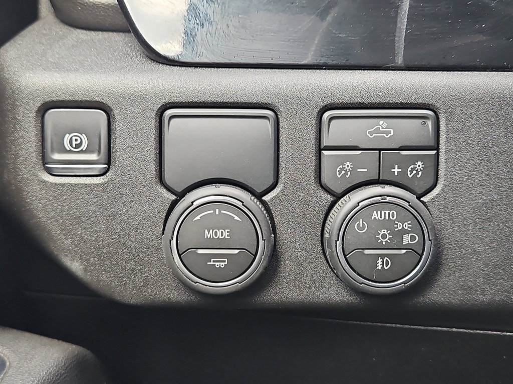 Used 2026  Chevrolet RST image 25