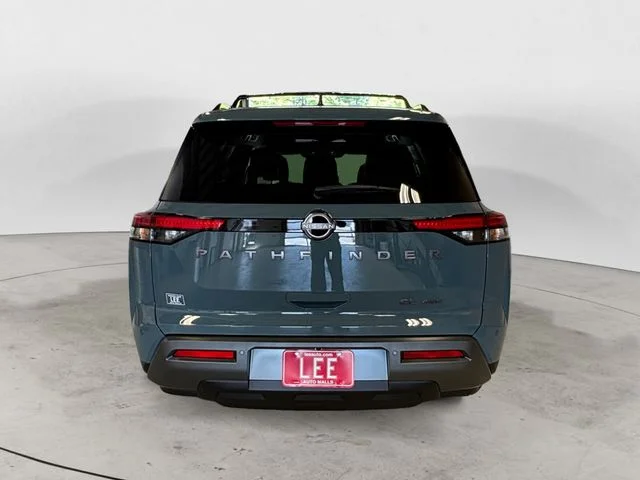 New 2026 Green Nissan SL image 5