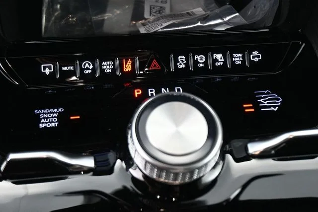 New 2026 High Gloss Black Exterior Paint Jeep Summit Reserve image 33