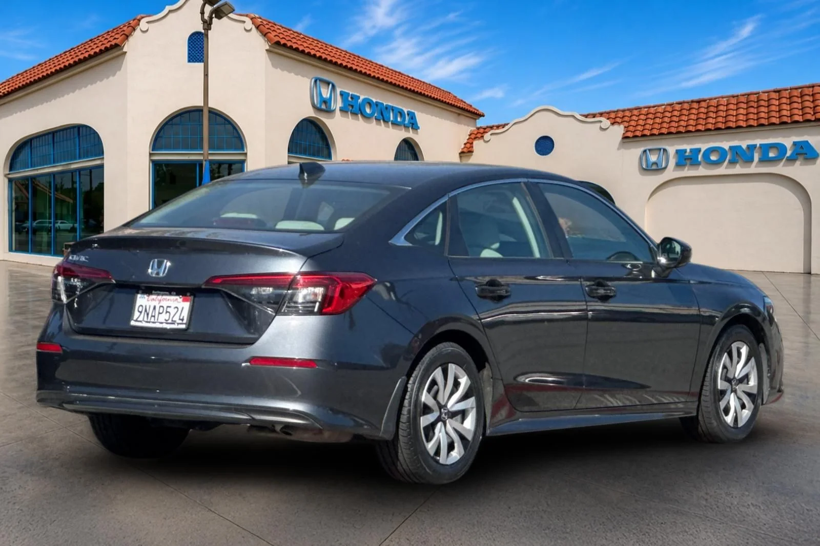 Certified Used 2024 Meteorite Gray Metallic Honda LX image 4