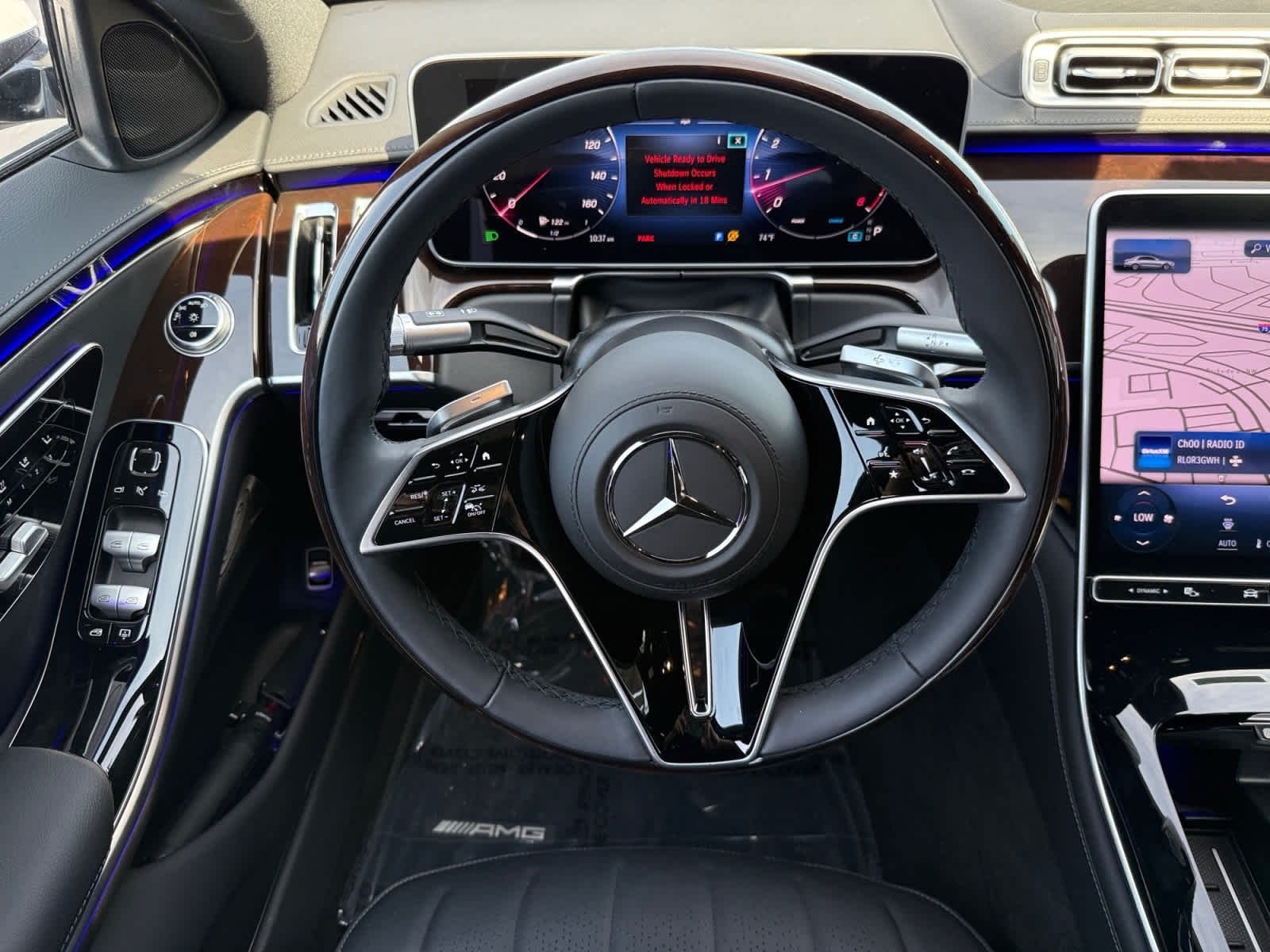 New 2026 MANUFAKTUR Moonlight White Metallic Mercedes-Benz S 500 image 13