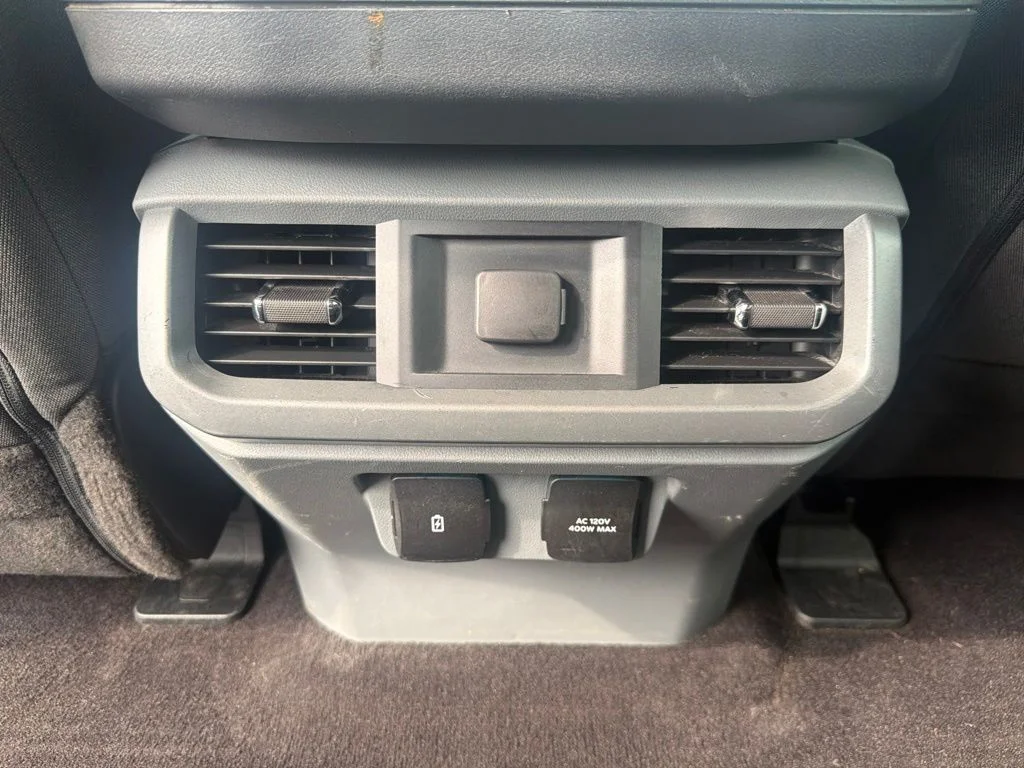 Certified Used 2022 White Metallic Ford XLT image 27