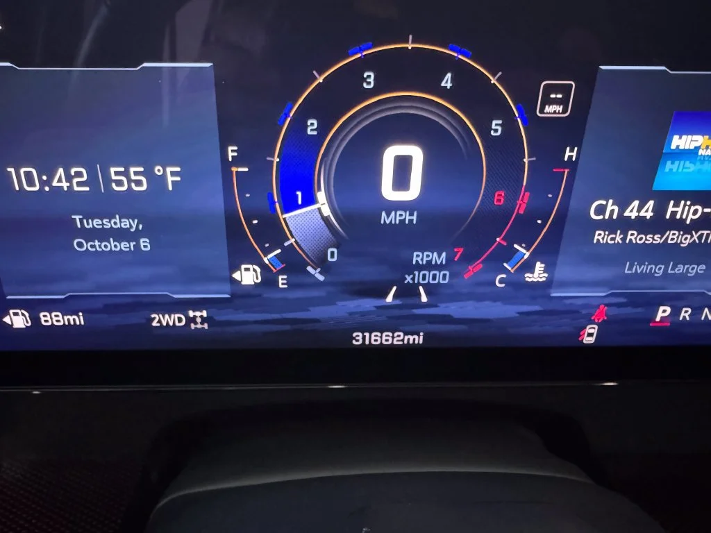 2025 Chevrolet Traverse RS - Photo 19