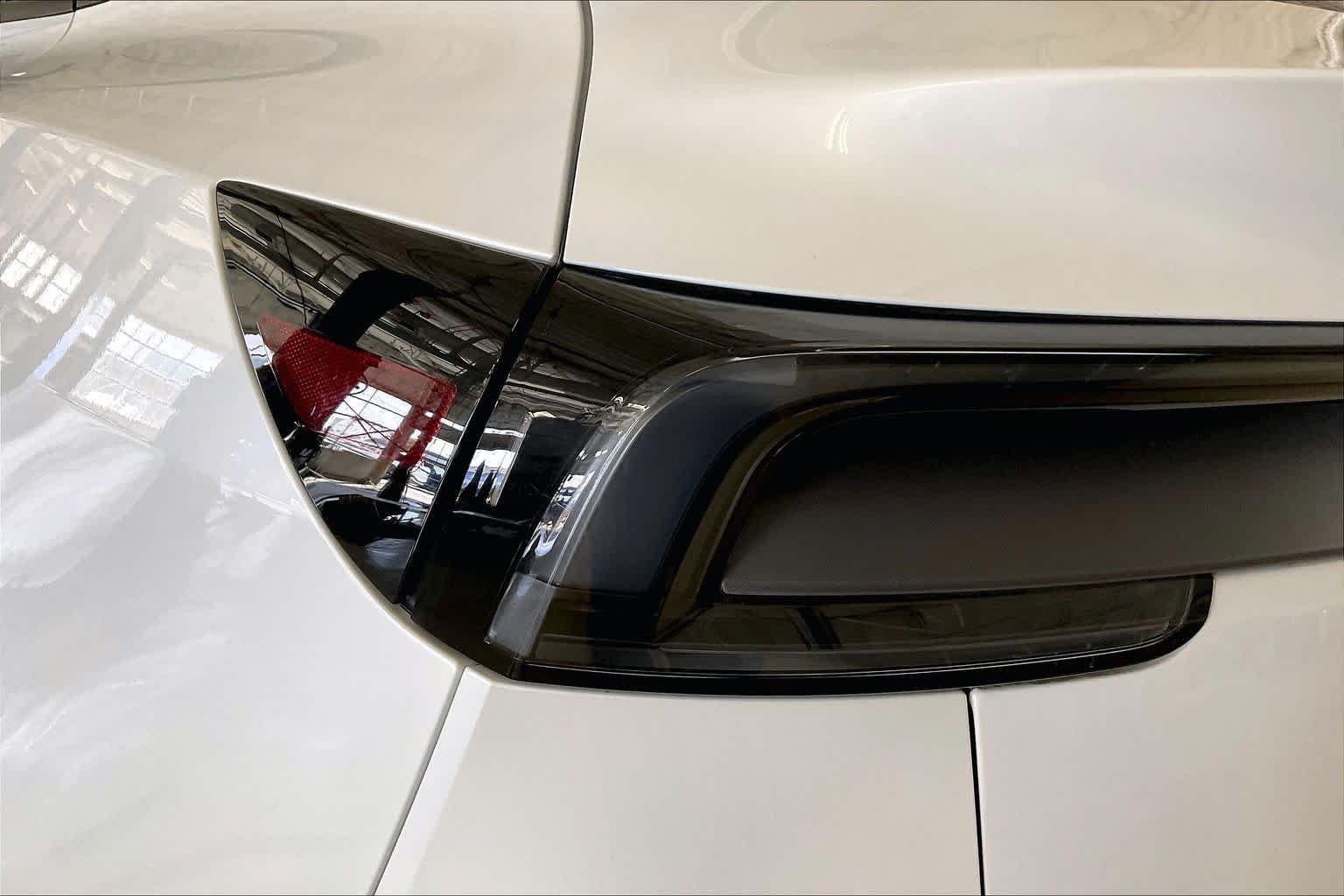 Used 2026 Pearl White Multi-Coat Tesla  image 25
