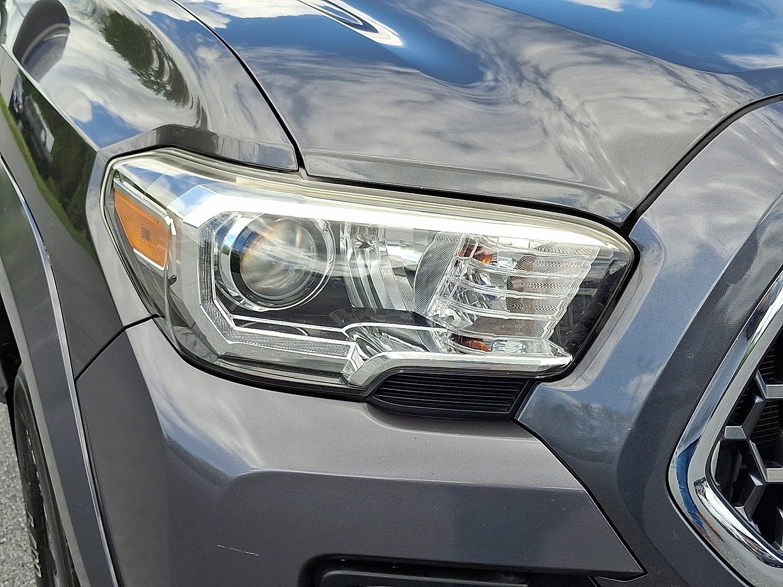 Used 2018 Magnetic Gray Metallic Toyota TRD Sport image 10
