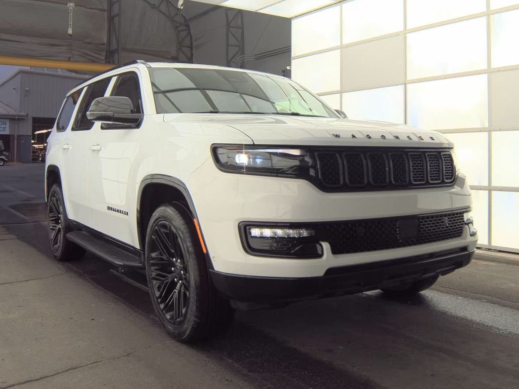 2025 Jeep Wagoneer Series II Carbide 4WD's photo