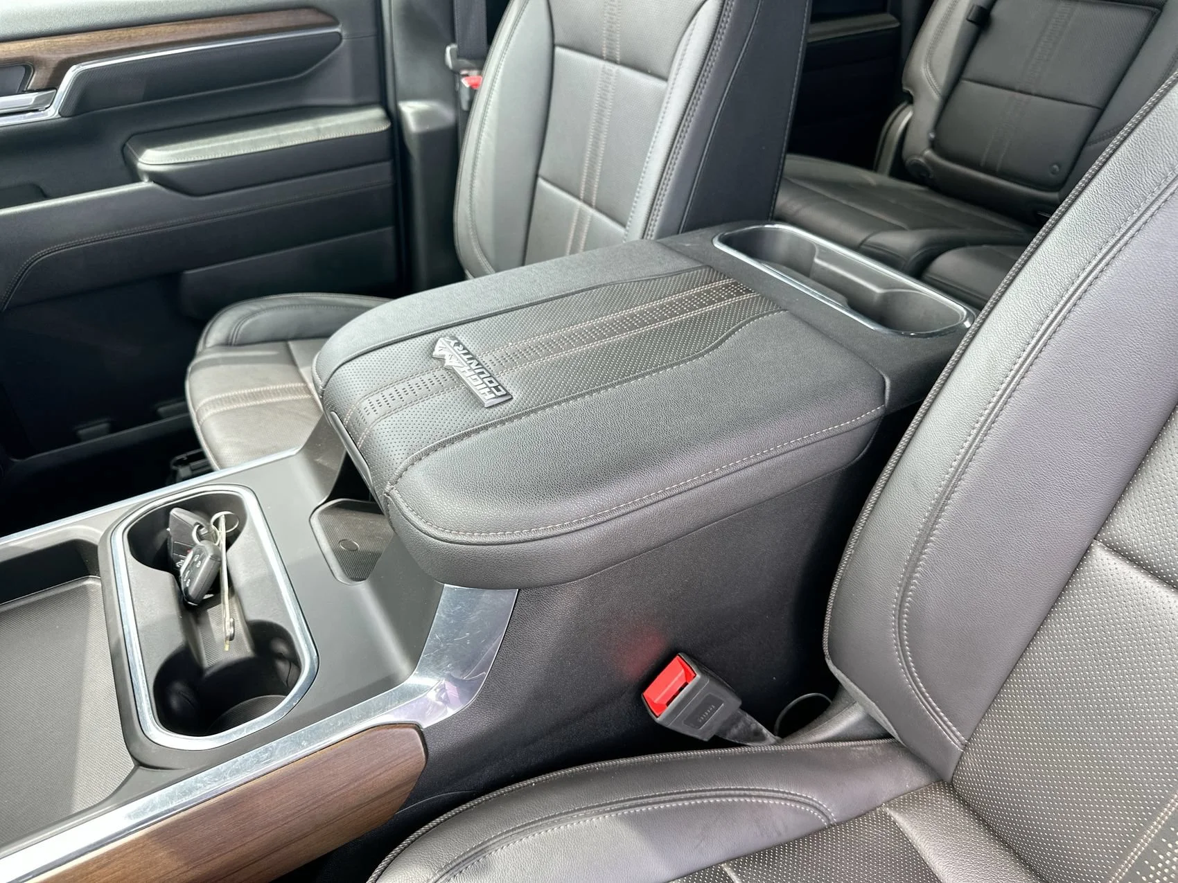 Used 2024 Black Chevrolet High Country image 21