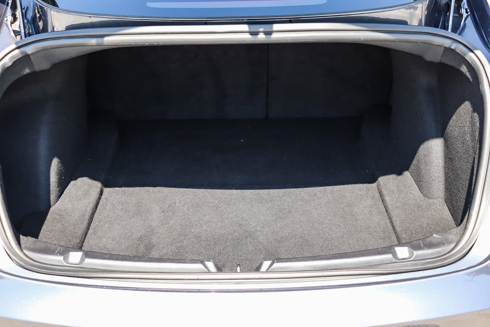Used 2018 Black Tesla Long Range Battery image 25