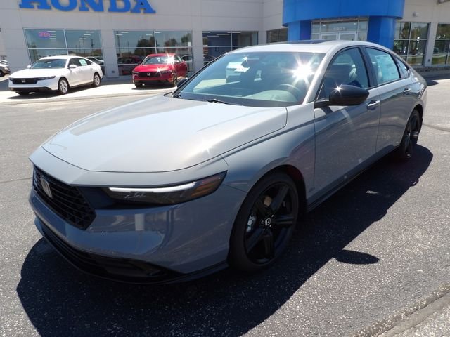 New 2026 Urban Gray Pearl Honda Sport-L image 3