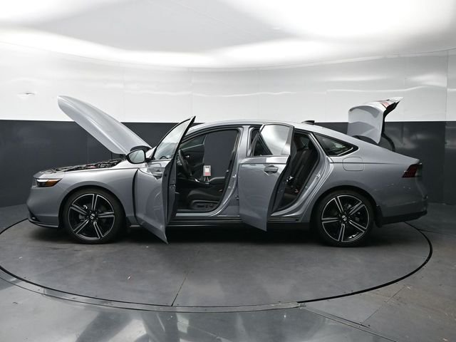 Certified Used 2026 Urban Gray Pearl Honda SE image 34