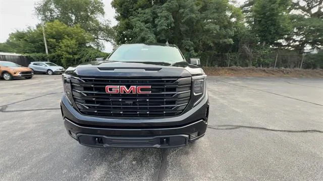New 2026 Onyx Black GMC Elevation image 3