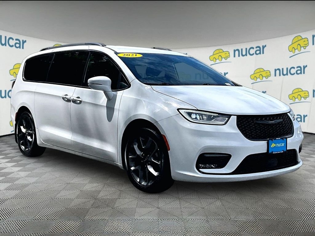 Used 2021 White Chrysler Touring L image 1