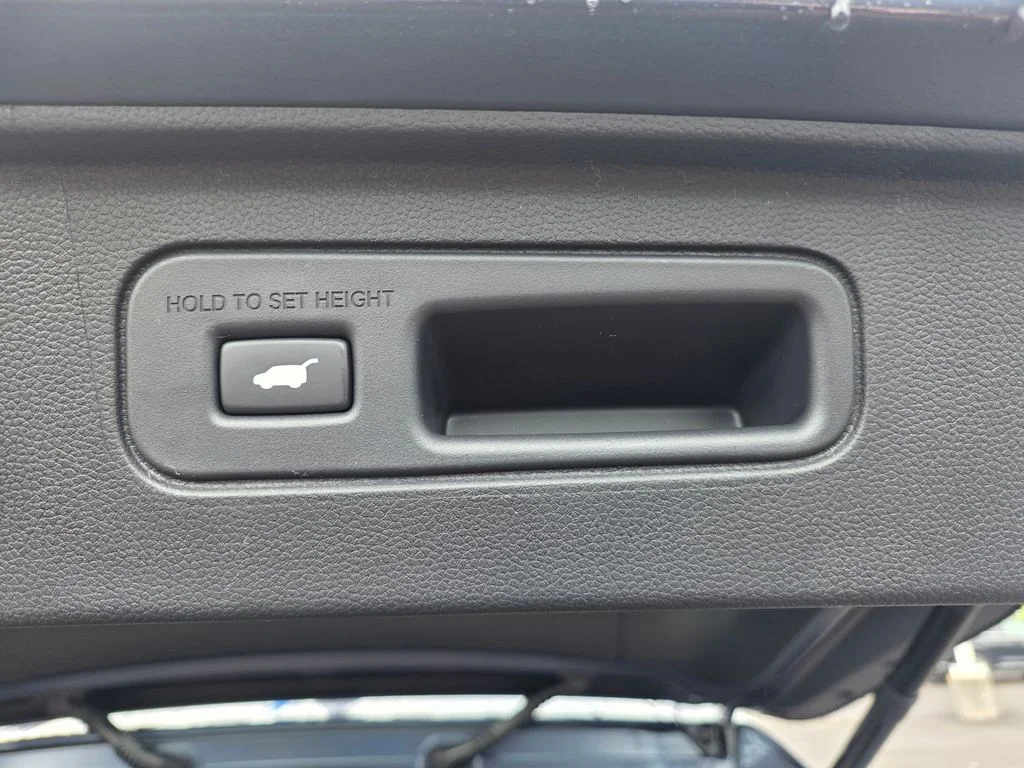 Certified Used 2026 Smoke Blue Pearl Honda Touring image 17