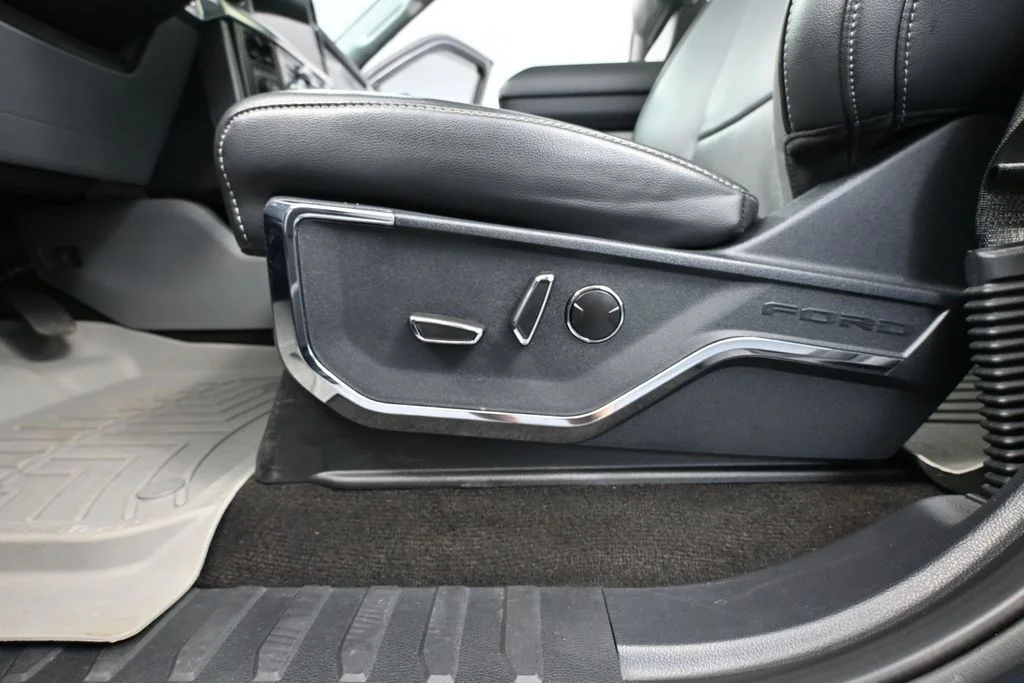 Used 2021 Blue Ford Lariat image 17
