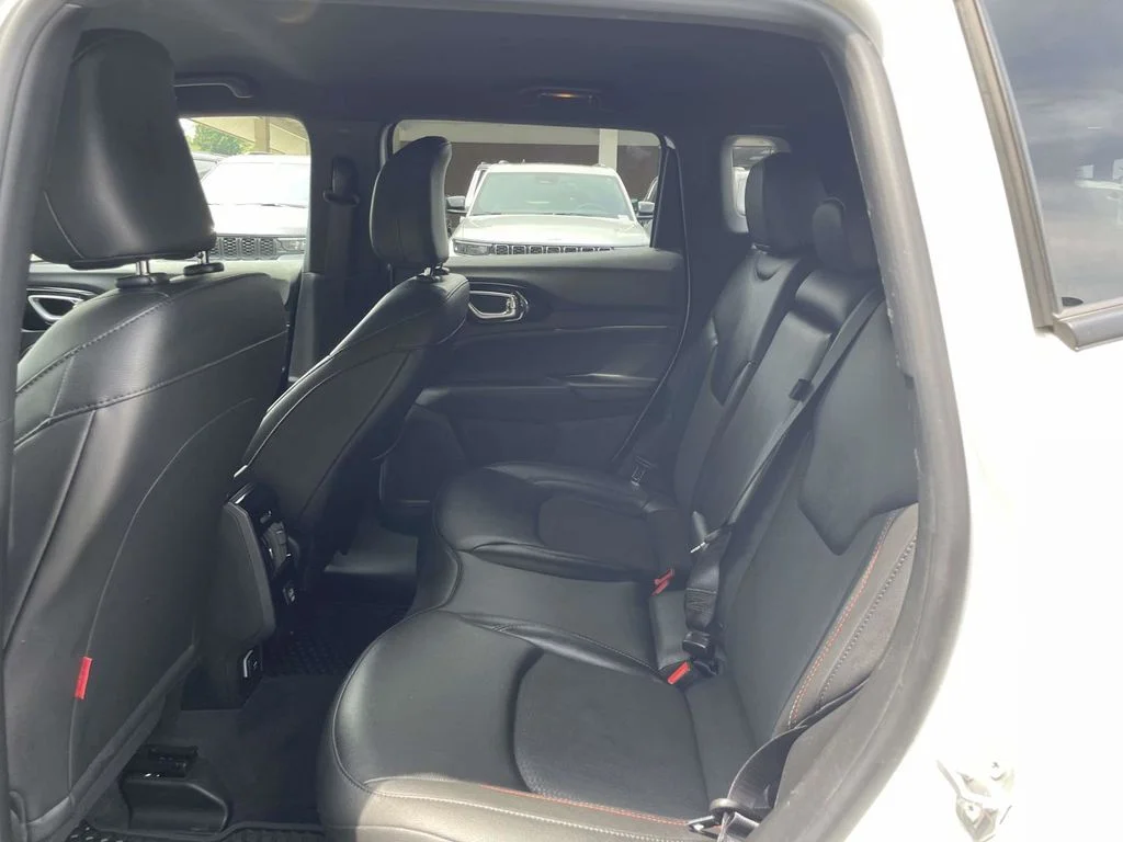 Certified Used 2025 White Jeep Trailhawk image 20
