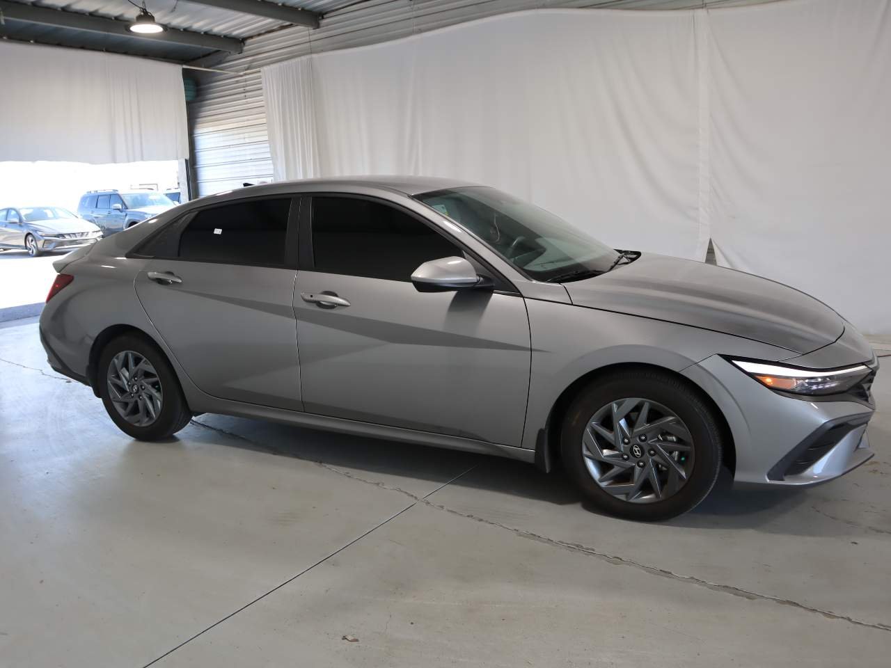 Used 2024 Ecotronic Gray Pearl Hyundai SEL image 7