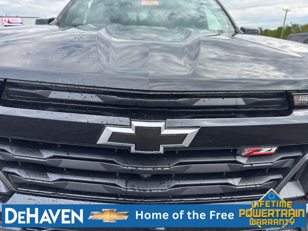 New 2026 Black Chevrolet Z71 image 28