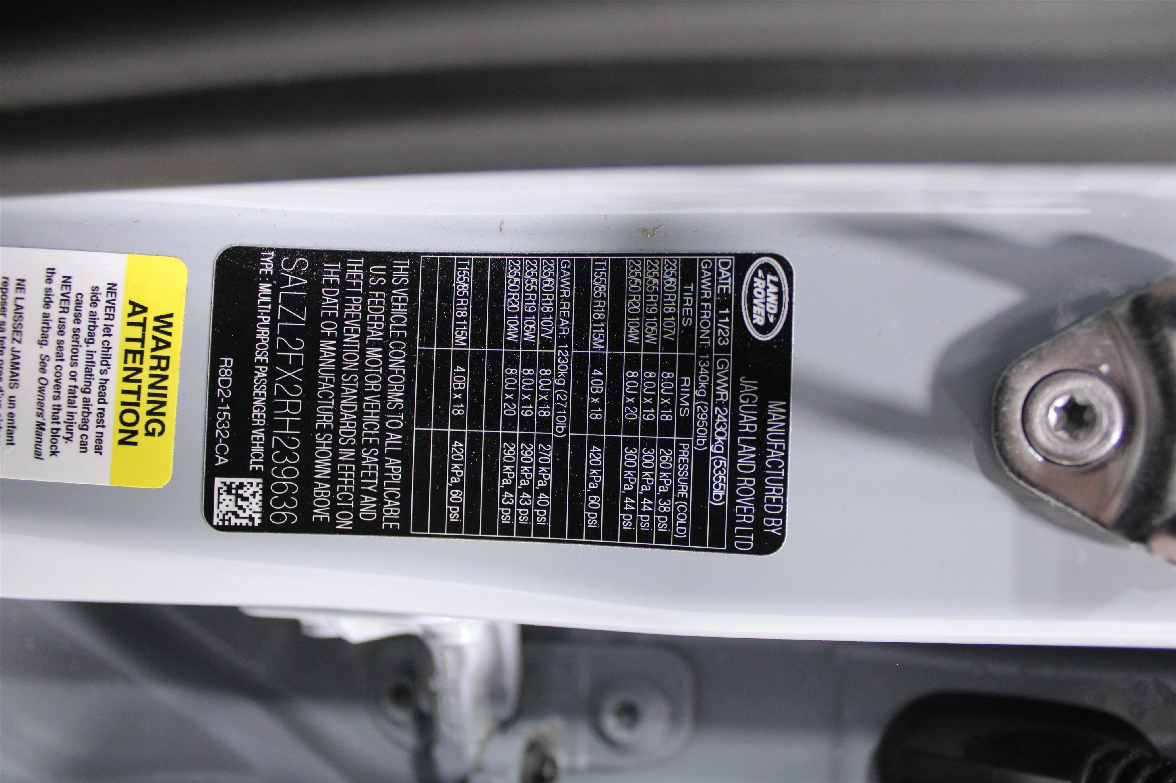 2024 Land Rover Range Rover Evoque Dynamic SE - Photo 33