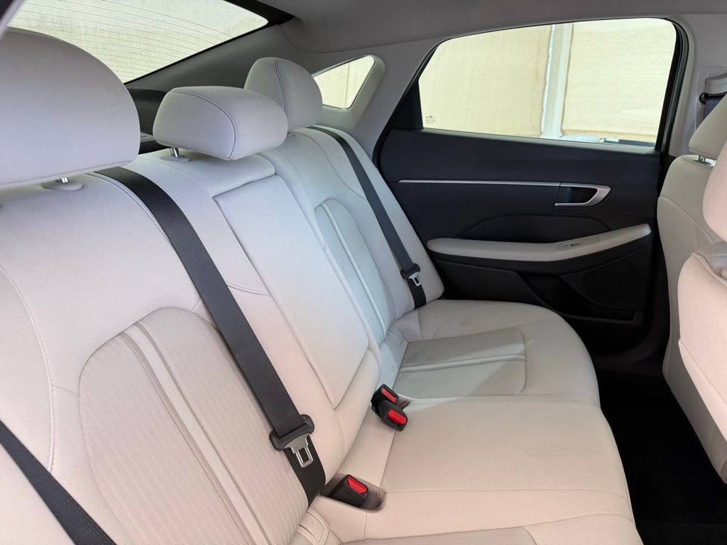 Used 2024 Silver Hyundai SEL image 20